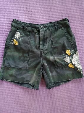 Free People Green Camo Embroidered Denim Shorts
